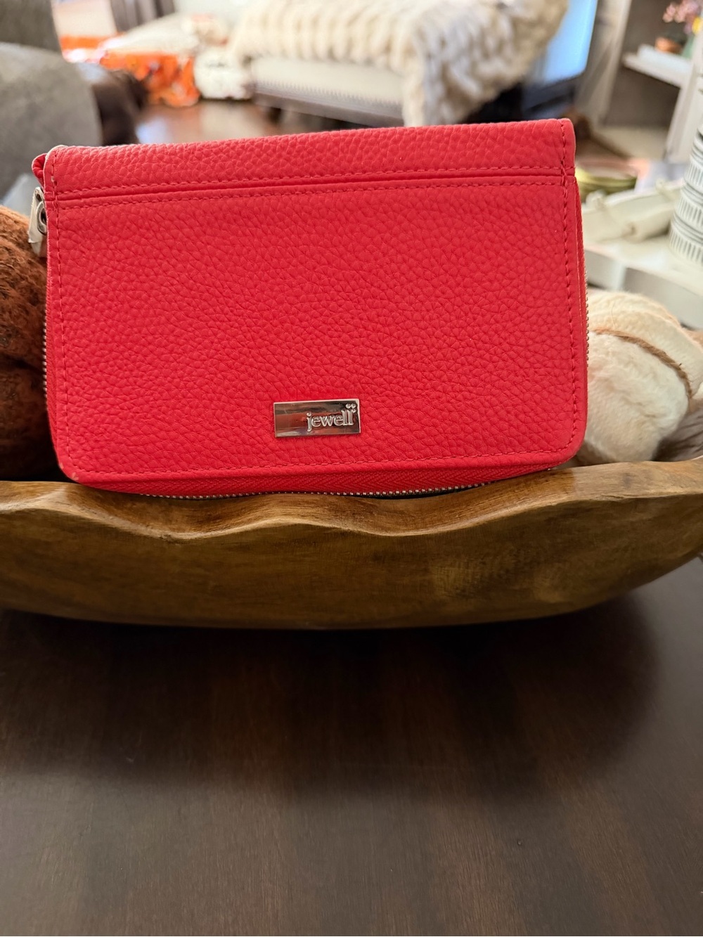 Jewell by Thirty-One All about the Benjamins zip around wallet.